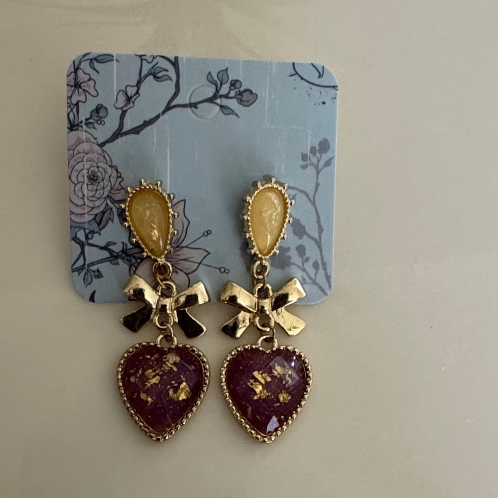 Elegant Gold and Purple Heart Drop Earrings
